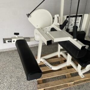 Cybex Vr2 Seated Leg Curl - Image 4